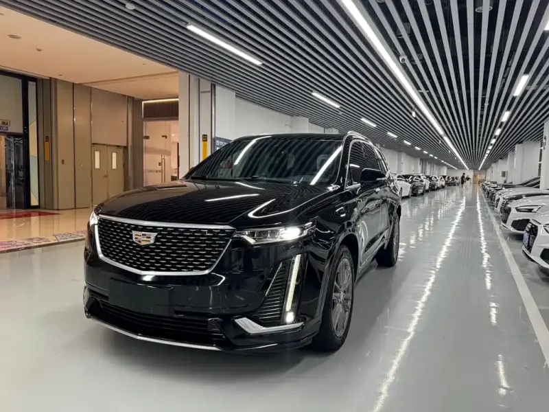 Cadillac XT6