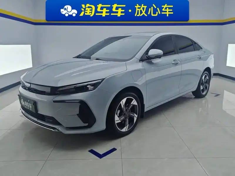 Geely L HiP