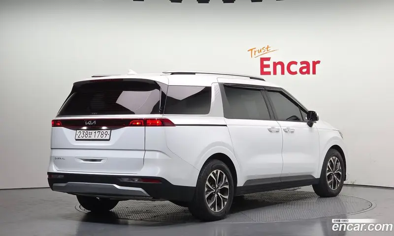 Kia Carnival (Canival)