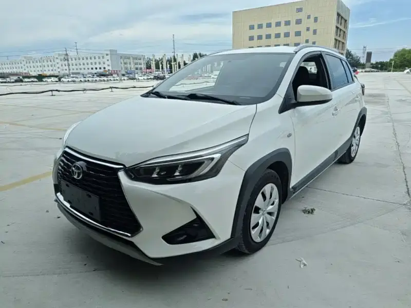 Toyota Yaris L