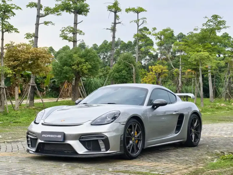 Porsche 718