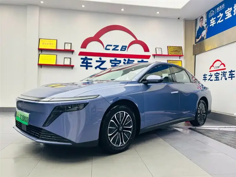 Nissan N6