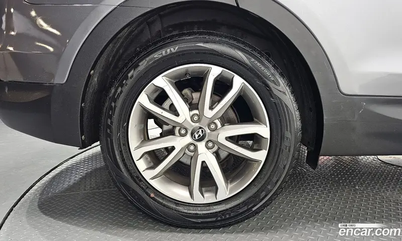 Hyundai Santa Fe (Santafe)