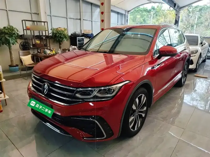 Volkswagen Tiguan L