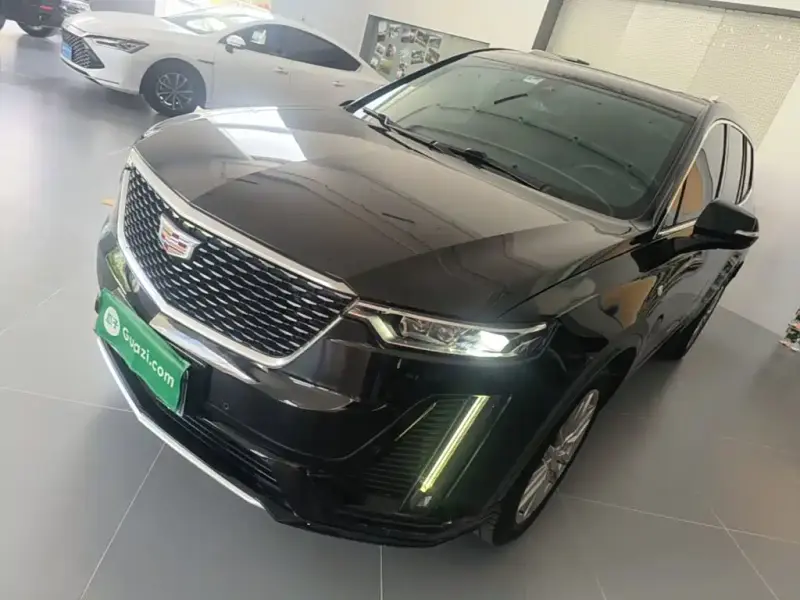 Cadillac XT6