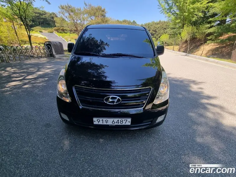 Hyundai H-1