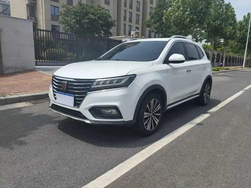 Roewe MG HS (RX5)