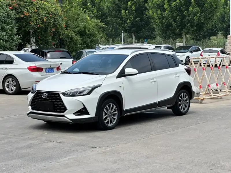 Toyota Yaris L