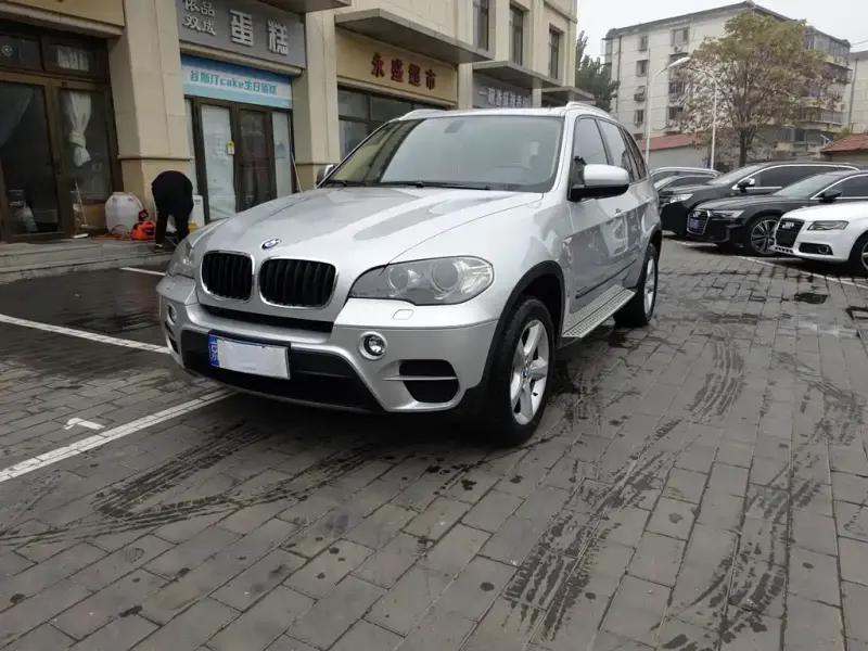 BMW X5 (Import)