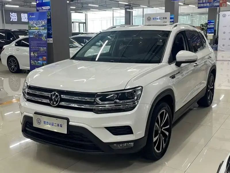 Volkswagen Tharu
