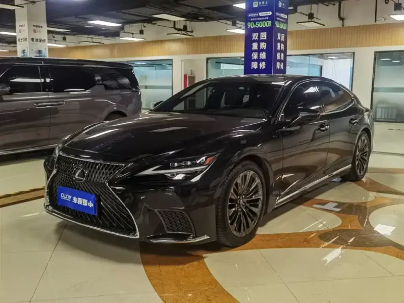 Lexus LS