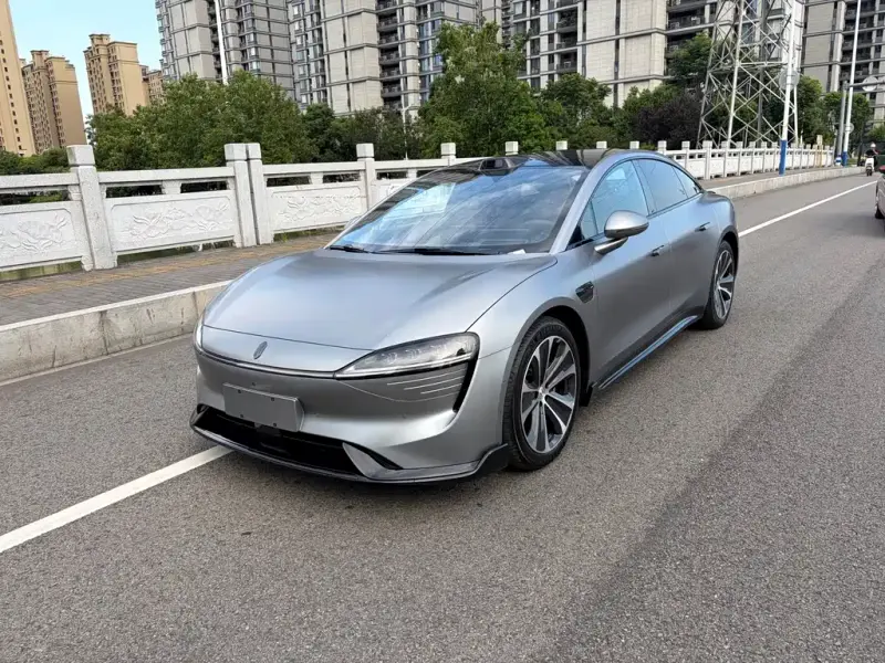Luxeed Zhijie S7