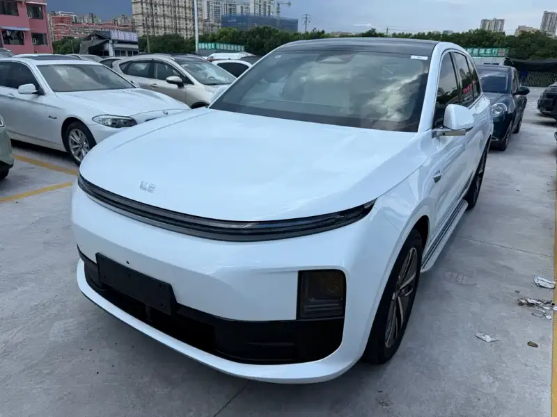 Li Auto L6
