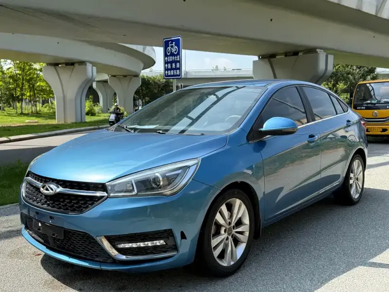 Chery Arrizo 5