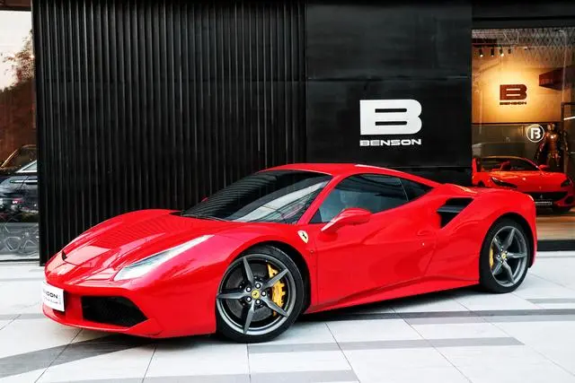 Ferrari 488