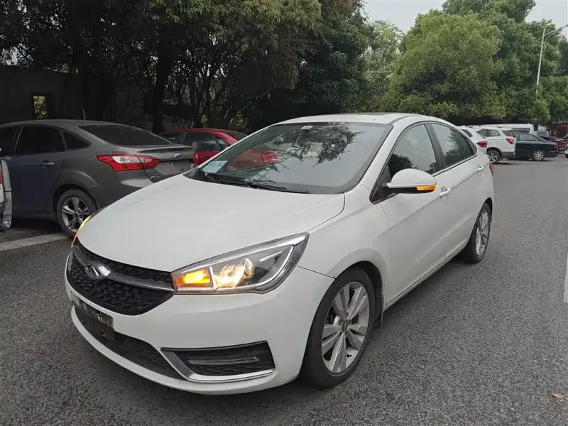 Chery Arrizo 5