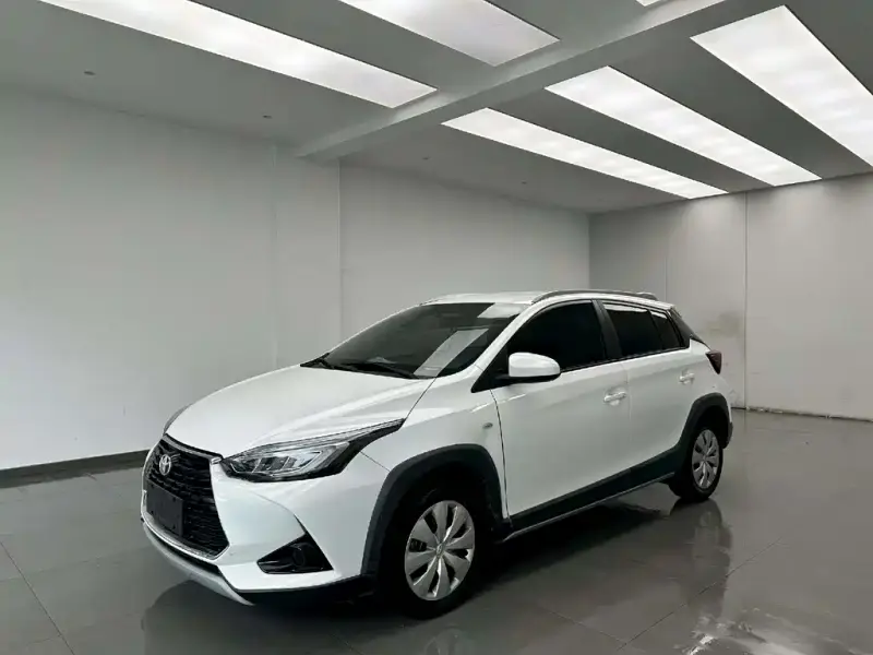 Toyota Yaris L