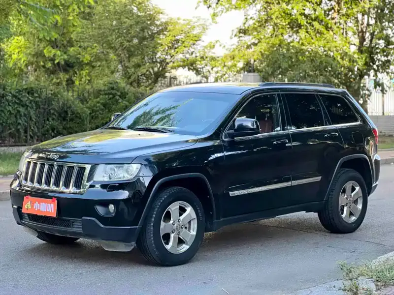 Jeep Grand Cherokee (Import)