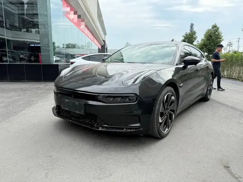 Zeekr 001
