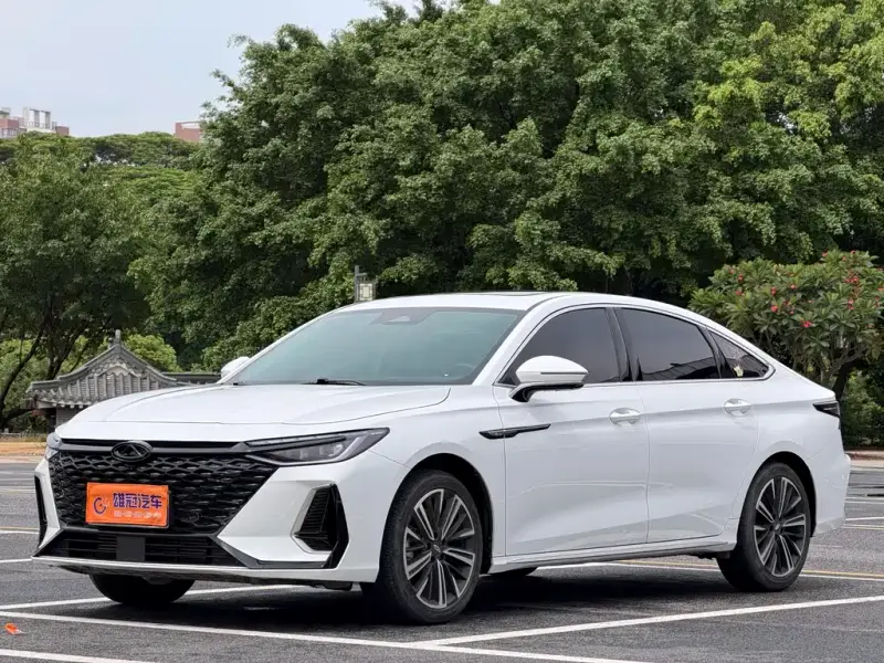 Chery Arrizo 8