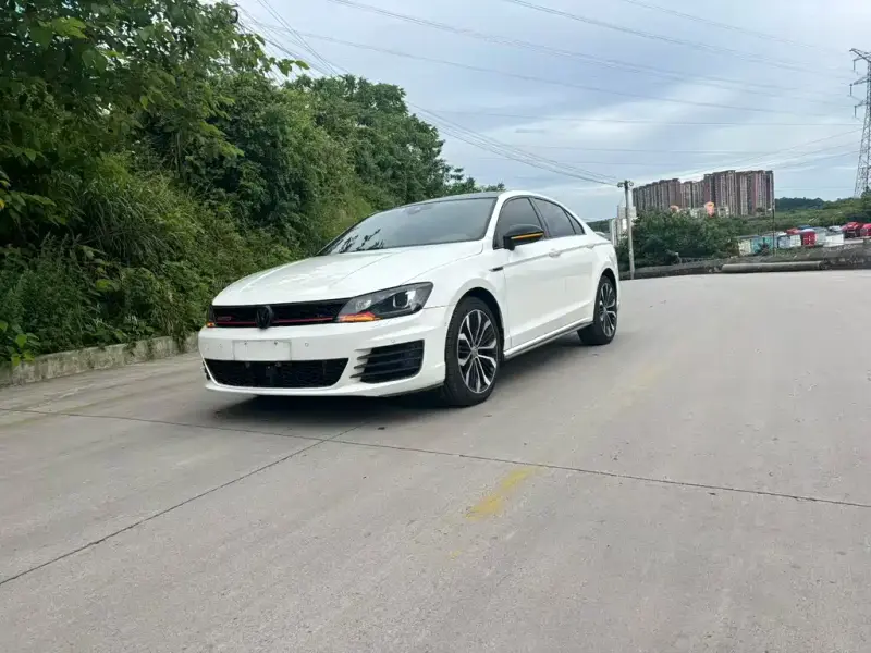 Volkswagen Lamando