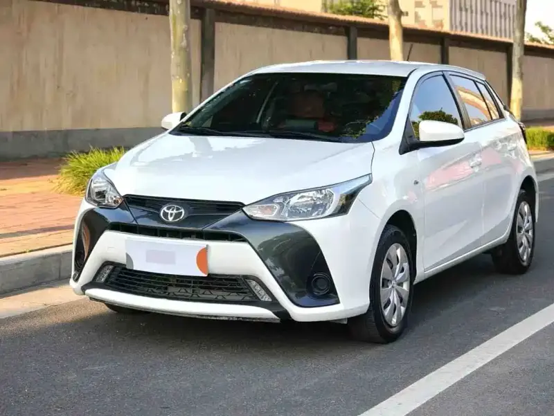 Toyota Yaris L