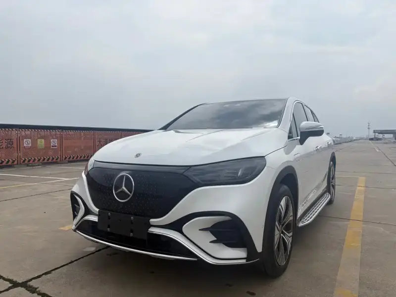 Mercedes-Benz EQE SUV