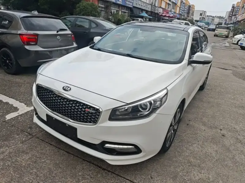 Kia K4