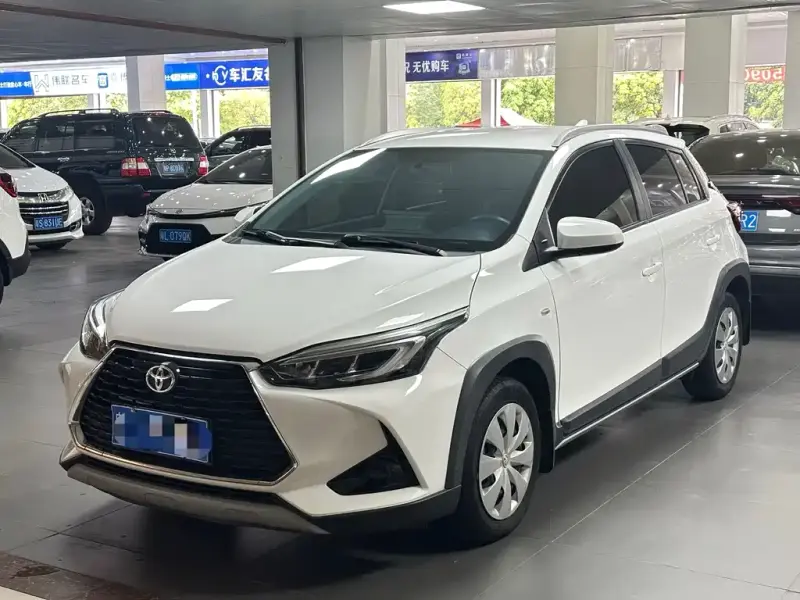 Toyota Yaris L