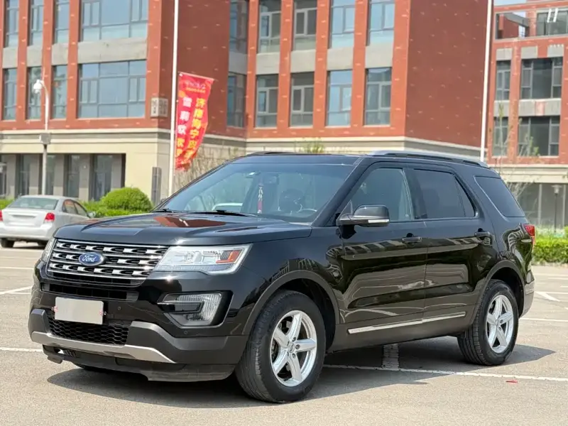 Ford Explorer (Import)