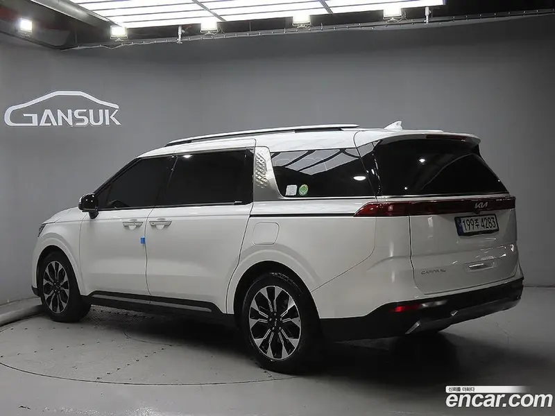 Kia Carnival (Canival)
