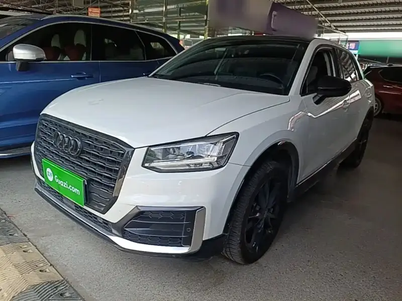Audi Q2L
