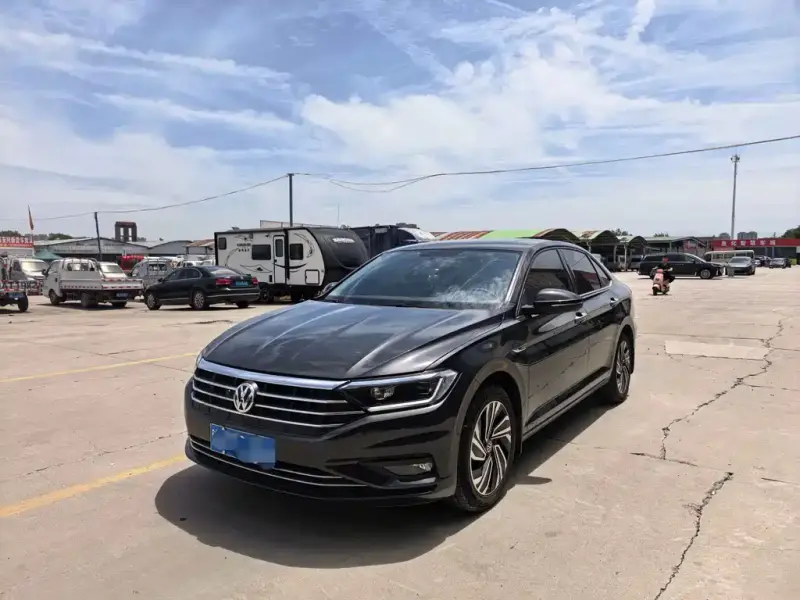 Volkswagen Sagitar