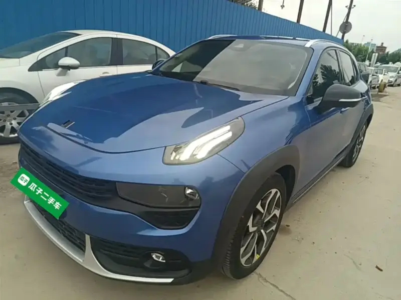 Lynk & Co 02