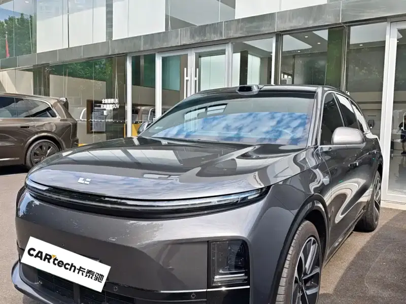Li Auto L6