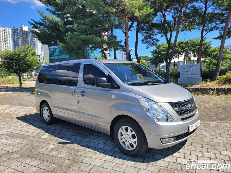 Hyundai H-1