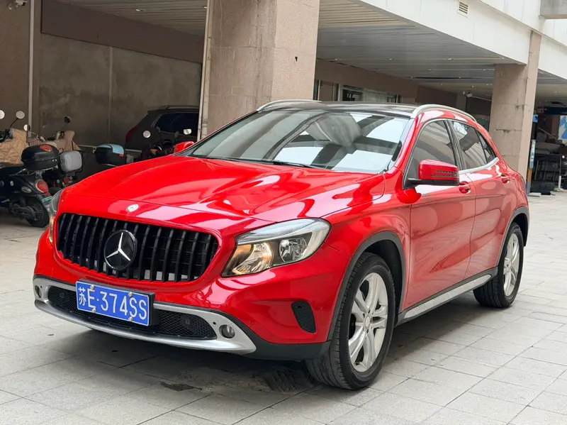 Mercedes-Benz GLA