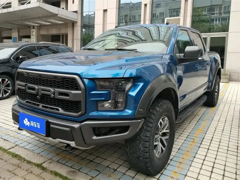 Ford F-150 Raptor