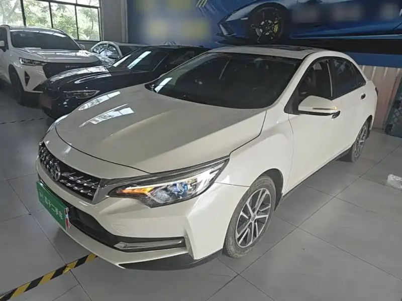 Venucia D60
