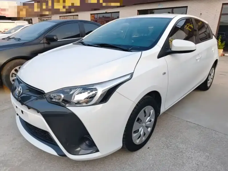 Toyota Yaris L