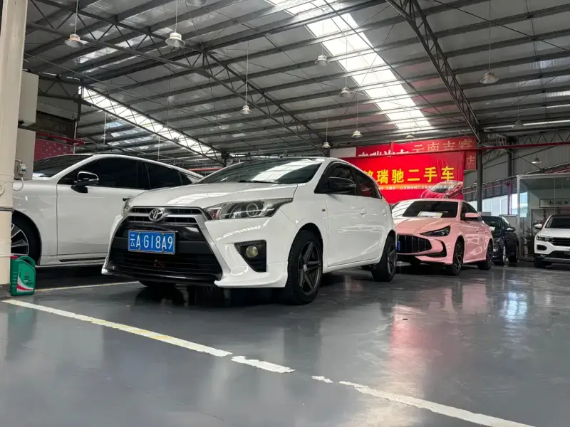 Toyota Yaris L