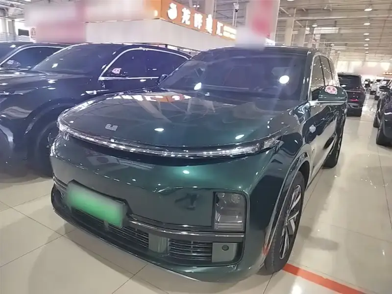 Li Auto L8