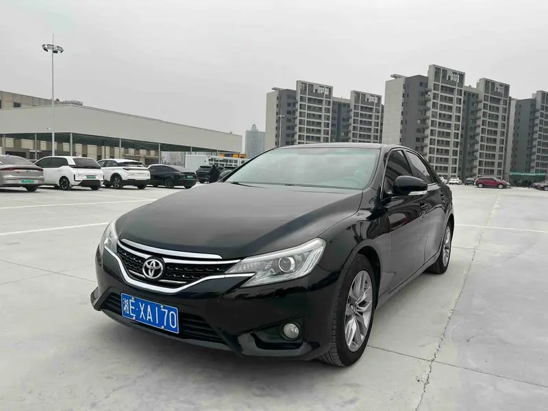 Toyota Reiz
