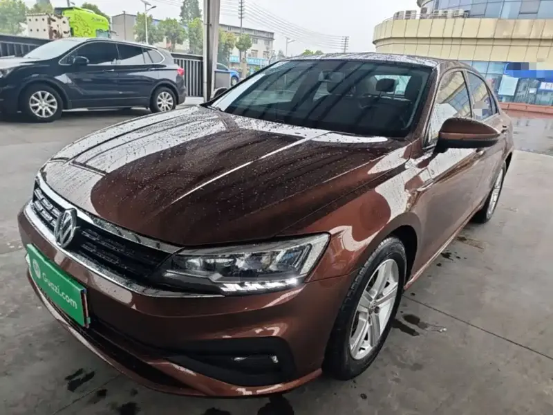 Volkswagen Lamando