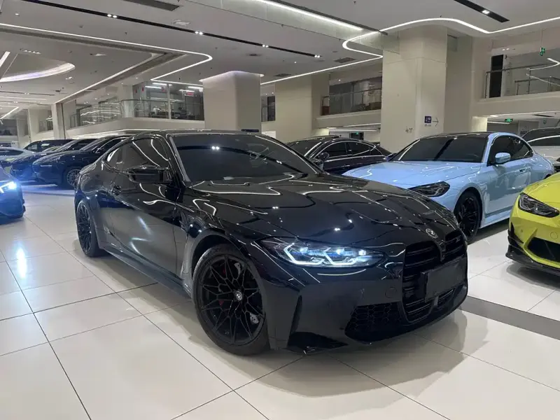 BMW M4