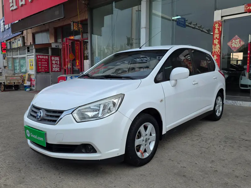 Venucia R50