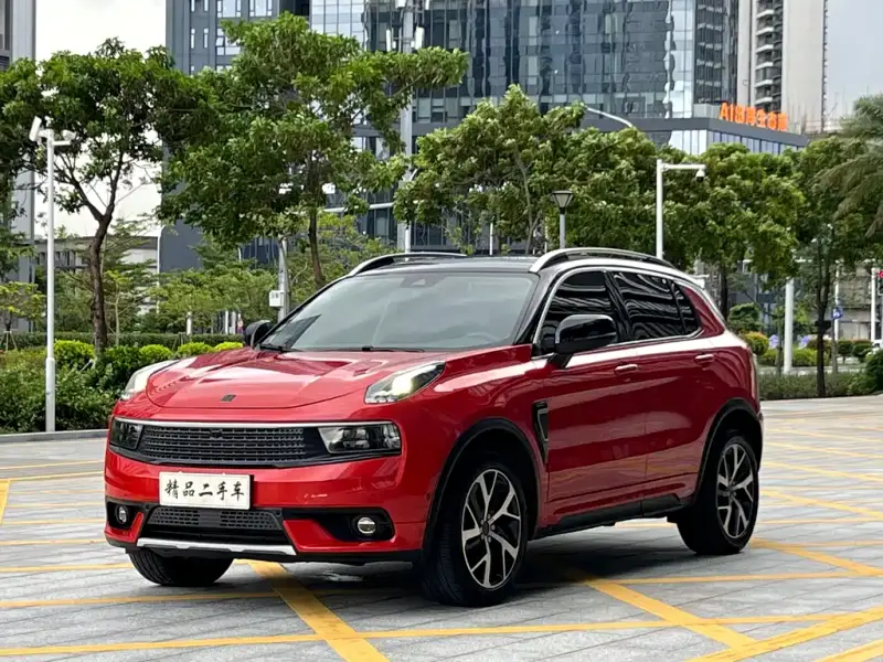 Lynk & Co 01