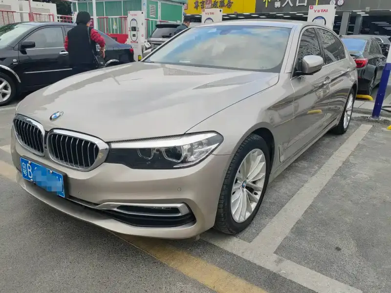 BMW 5-Series