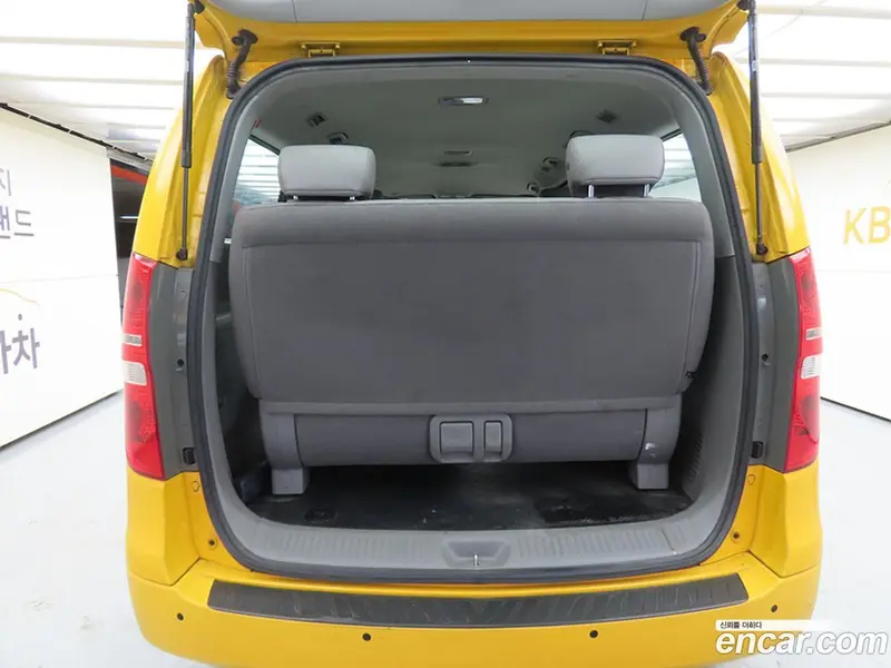 Hyundai H-1