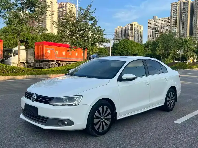 Volkswagen Sagitar